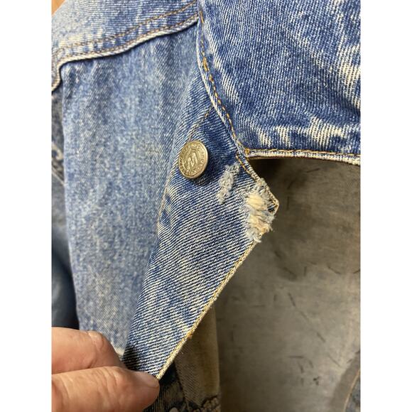 Vintage 1990’s Marlboro Denim Jacket With GUNS .N. ROSES patches. Size M - Picture 13 of 16